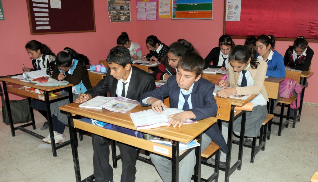 KURDISH_AT_SCHOOLS