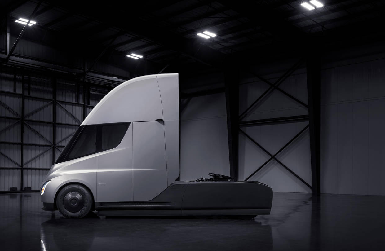 Tesla Reveals Semi Truck With 500-Mile Range and New Roadster Car