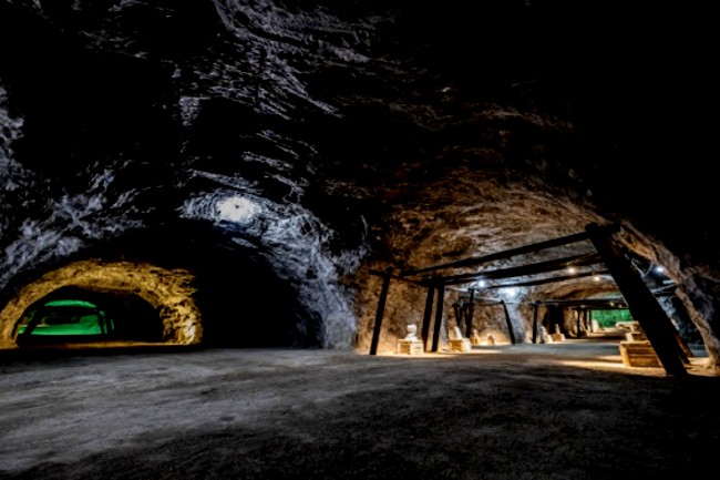 Salt Cave, an underground salt city in Cankırı where salt ...