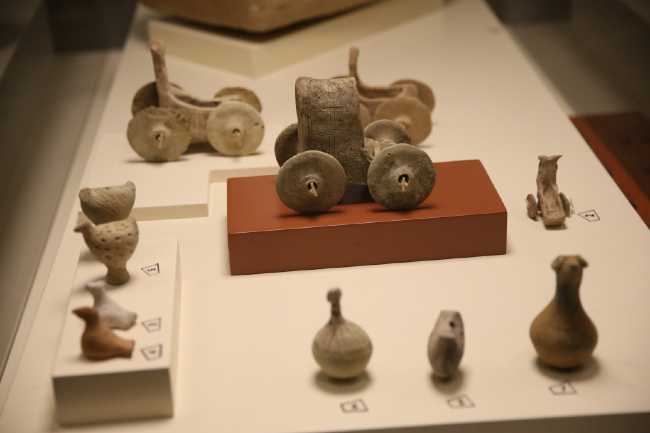 TOY CAR FOUND IN ANCIEENT CITY SOGMATAR TOY CAR FOUND IN ANCIEENT CITY SOGMATAR