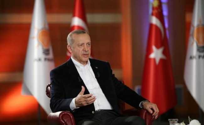 ERDOGAN WITH JOURNALISTS ON TRT