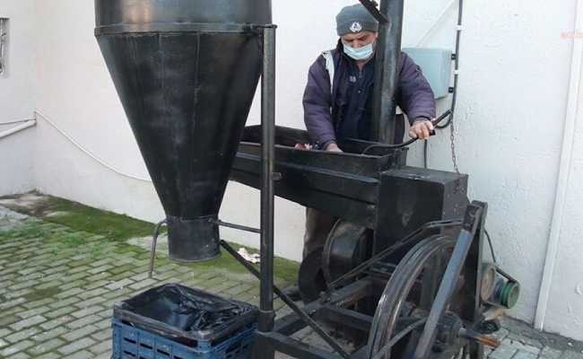 BURHANIYE MUNICIPALITY PREPARES FOOD FOR STRAY ANIMALS