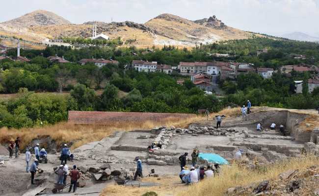ARSLANTEPE MOUND IN TURKEY 2