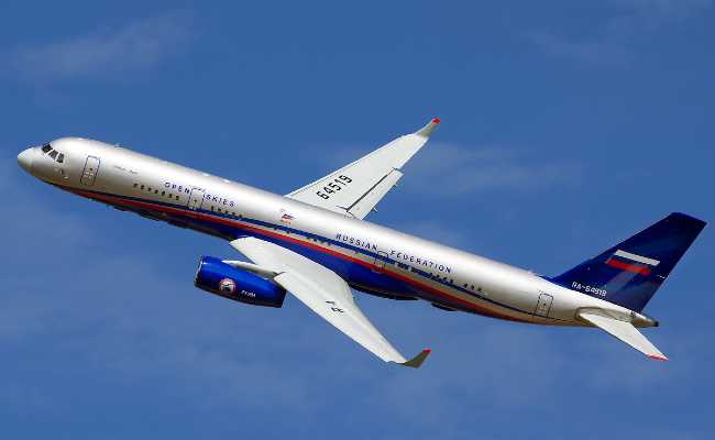 RUSSIAN TU214 AIRPLANES