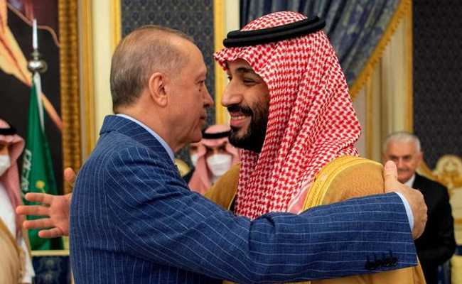 Journalist: Erdogan seems to have returned leadership flag of Islamic world to Saudis again “While President Erdogan's trip to Saudi Arabia caused a lot of controversy inside, the Saudi media did not comment on the incident beyond providing it in the form of regular news and did not use a sentence that the King had invited Erdogan. The media of other Arab countries, including Qatar, took a similar stance, while millions of social media accounts accused Erdogan of “closing the Khashoggi file and cutting off his support for the Islamists.” HUSNU MAHALLI, a prominent journalist who is an expert in Middle East politics used above expressions when sharing his evaluation about President Erdogan’s visit to Saudi Arabia. The journalist went on to say; “The visit to Saudi Arabia may be the first sign that this leadership is coming to an end. With this visit and the developments I have tried to summarize above, it seems that Erdogan has returned the leadership flag of the Islamic world to the Saudis again.” MAHALLI also added following: “Everything will be much clearer with the trip to Egypt (preceded by Israel), which is expected to take place soon.”