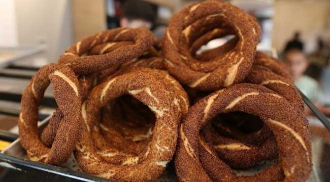 BAGEL SIMIT IN TURKEY