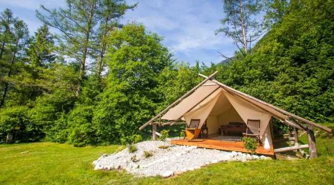 LUXURY TENT TOURISM
