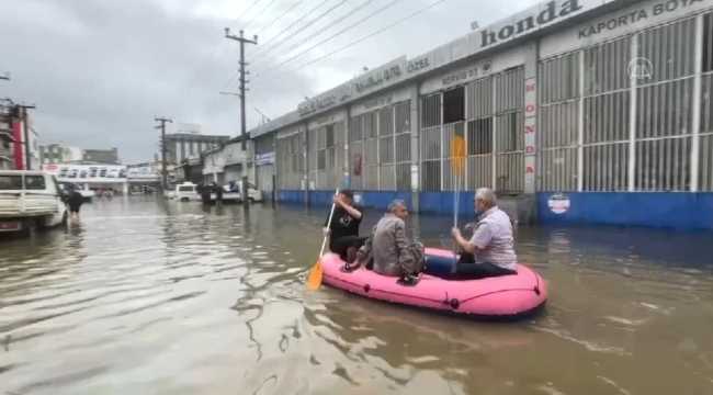 DOWNPOUR IN SAMSUN FLOODS