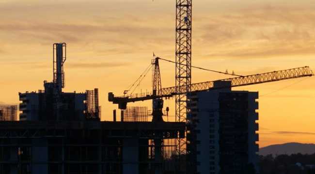 CONSTRUCTION EARTHQUAKE ZONE
