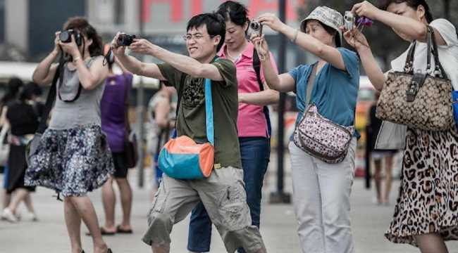 CHINESE TOURISTS IN TURKEY