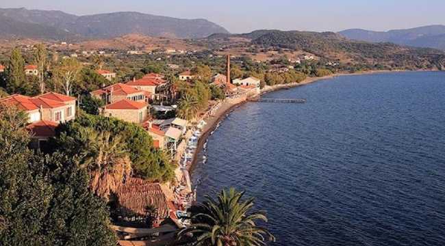 GREEK ISLAND