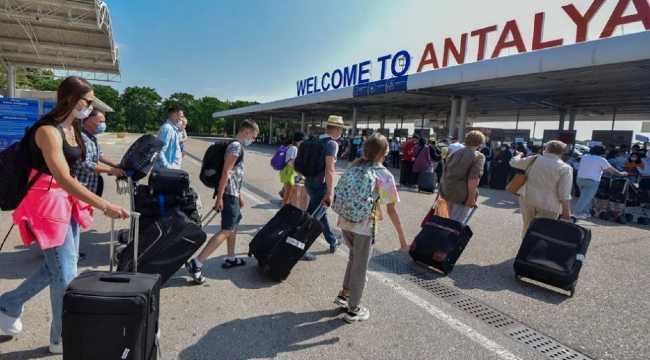 RUSSIANS-IN-ANTALYA