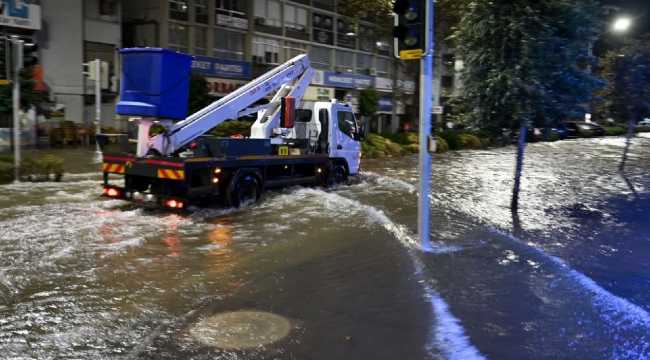 STORM IN IZMIR 261123