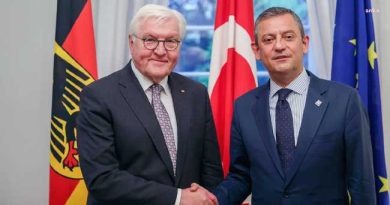 MEETING STEINMEIER OZGUR OZEL
