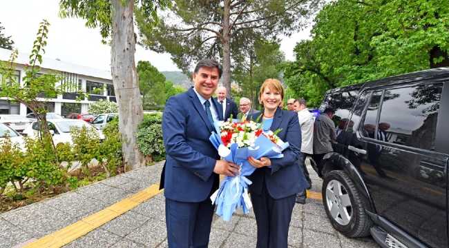 JILL MORRIS VISITS FETHIYE