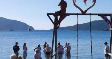 MARMARIS BRITISH TOURIST ASHES SEA 1
