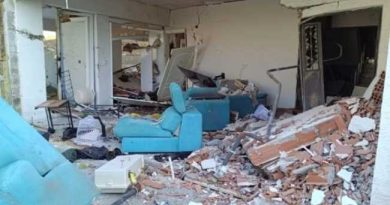 TENANT BLOWS UP APARTMENT BUILDING