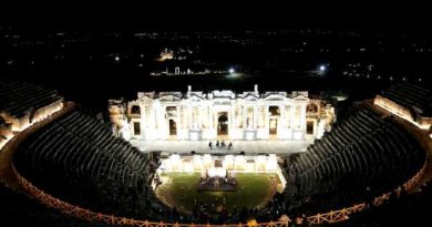 PAMUKKALE NIGHT VISITS