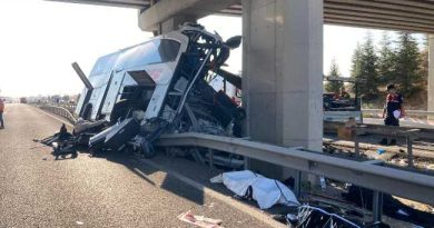 BUS ACCIDENT ON MOTORWAY 2