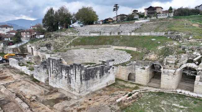 PRUSIAS AD HYPIUM ANTIQUE CITY 1