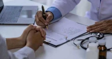 FAMILY DOCTOR
