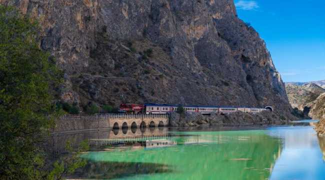 TOURISTIC KARAELMAS TRAIN