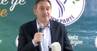 YUNCER BAKIRHAN DEM PARTY