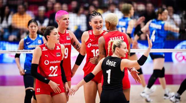 TURKEY WORLD VOLLEYBALL SECOND PLACE HOLDER