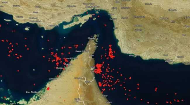 TRAFIC AT HORMUZ STRAIT